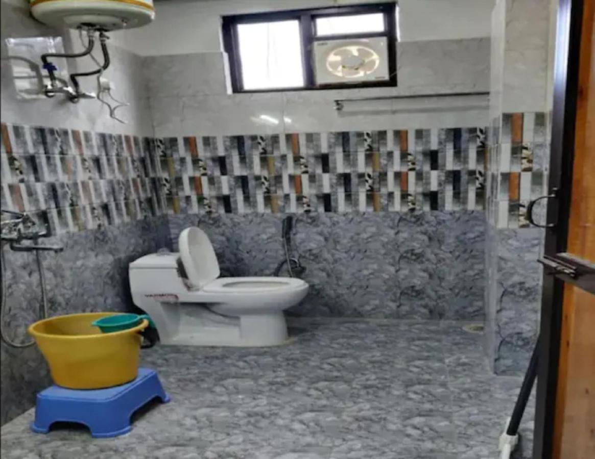 Oak Wood Homestay Banikhet Dalhousie Zewnętrze zdjęcie